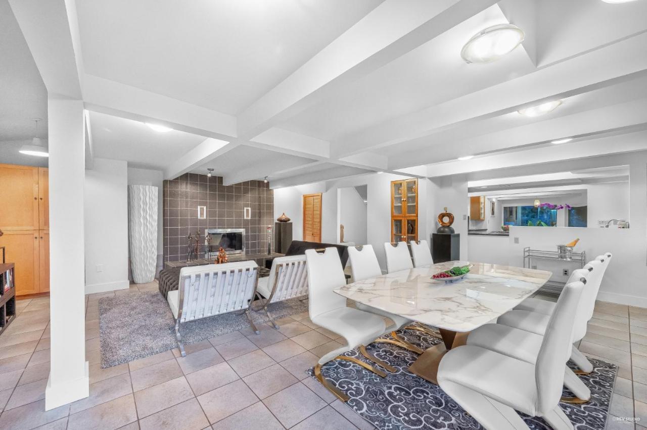 Cypress: Private Bedroom/Bathroom/Office, With Shared Pool, Hot Tub Северный Ванкувер Экстерьер фото