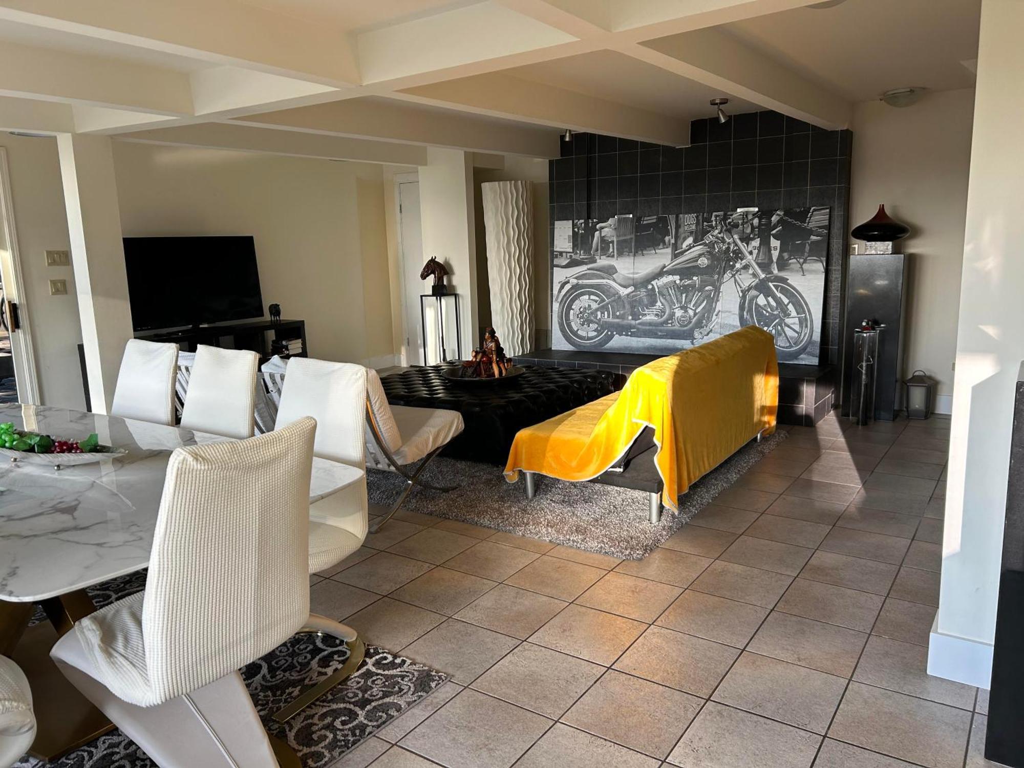 Cypress: Private Bedroom/Bathroom/Office, With Shared Pool, Hot Tub Северный Ванкувер Экстерьер фото